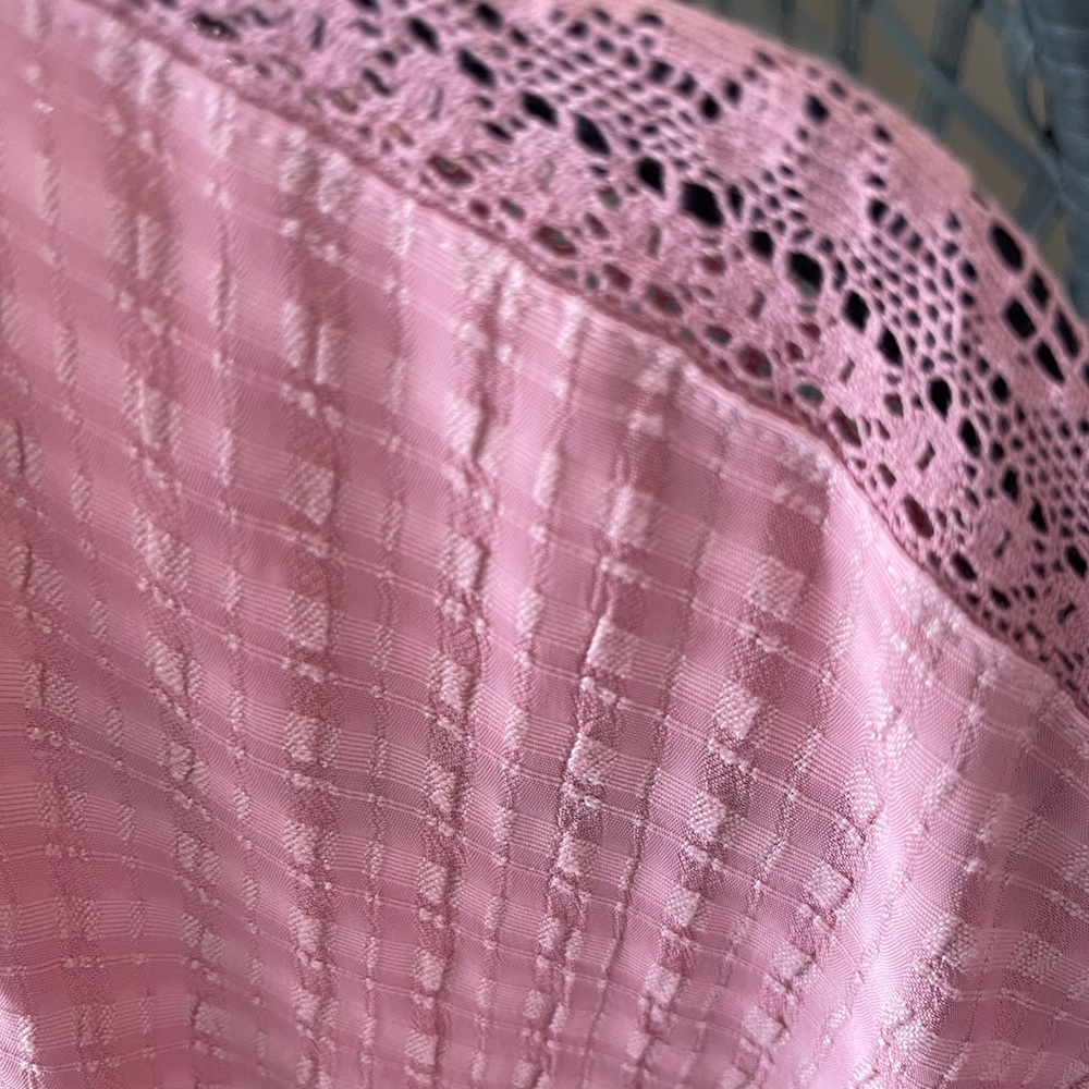 Coverlet - Picture 5 of 6